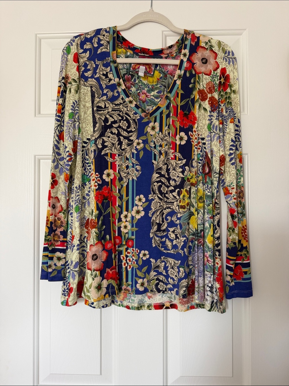 Johnny Was Wild Flower Favorite Long Sleeve V-Neck Swing Tee